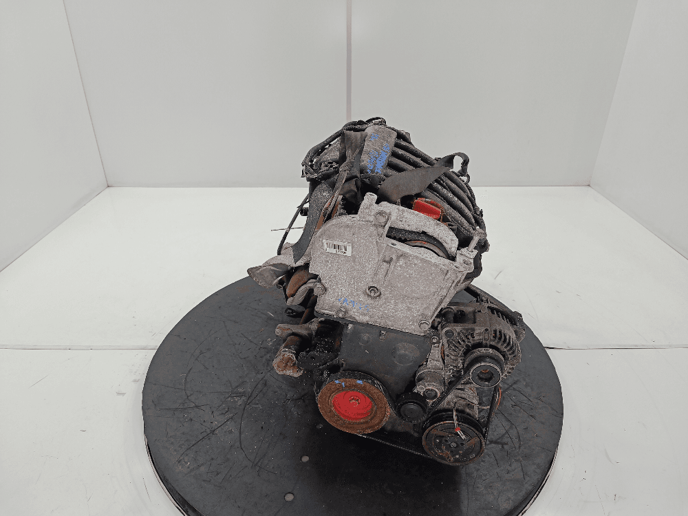 Двигатель к Renault Scenic 2 (03-06)