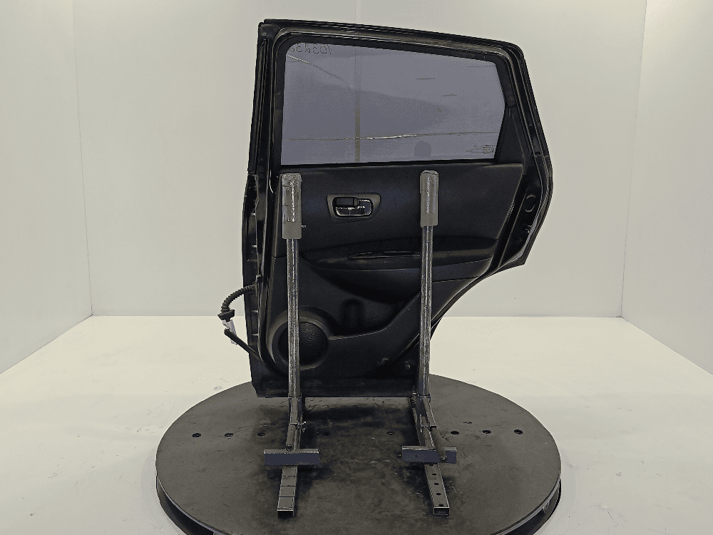 Дверь задняя правая к Nissan  Qashqai 1 (07-10)