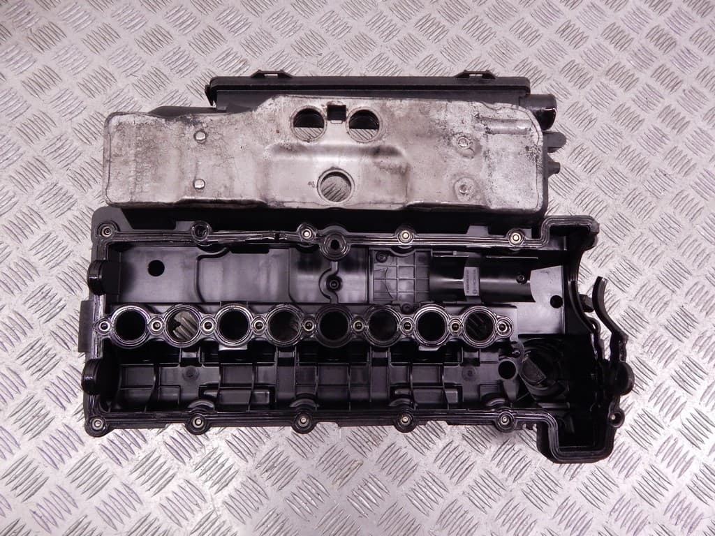 Клапанная крышка к BMW 3 E46 (97-03)
