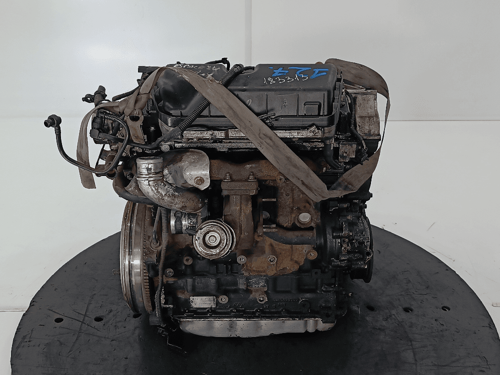 Двигатель к Renault Espace 4 (02-06)