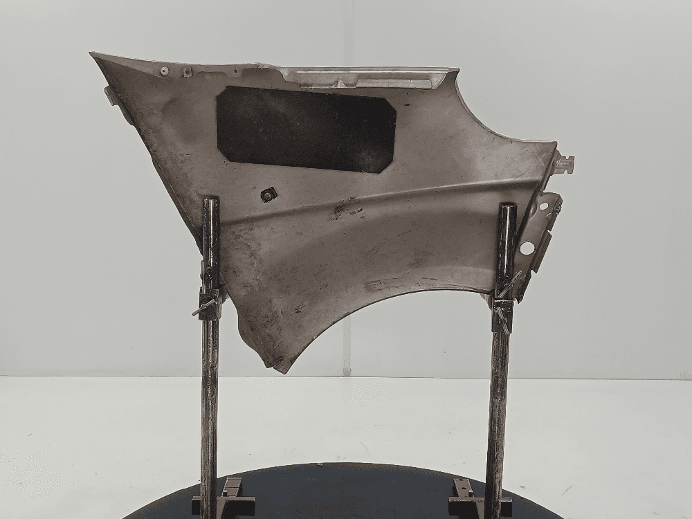 Крыло переднее левое к Opel Vivaro A (01-14)