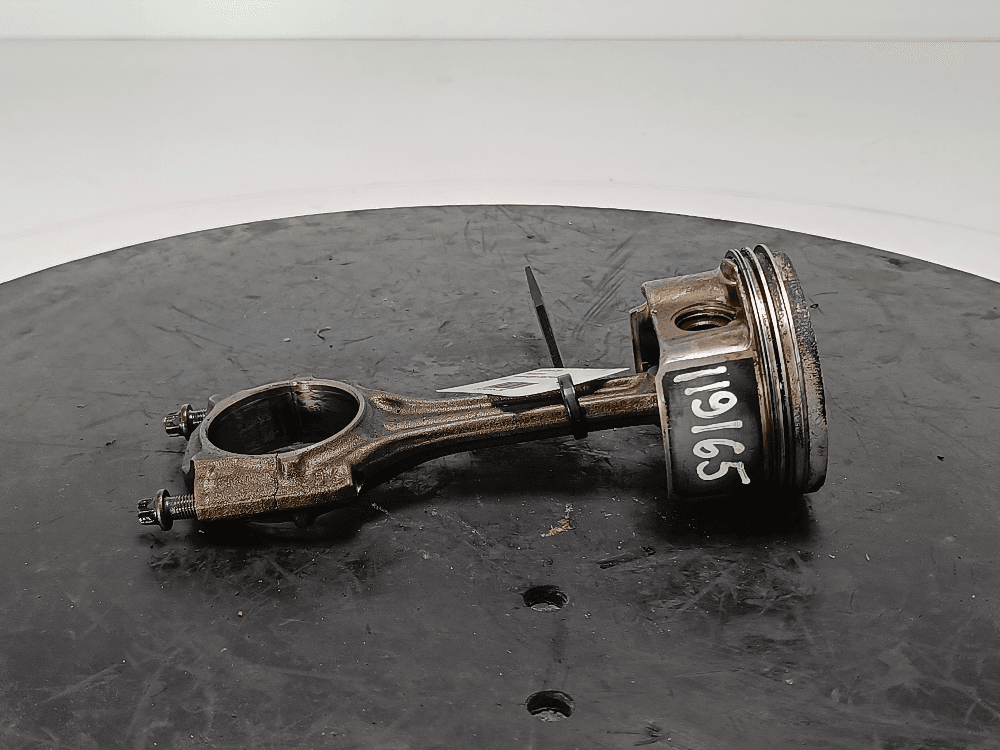 Поршень к Volkswagen Golf 4 (97-06)