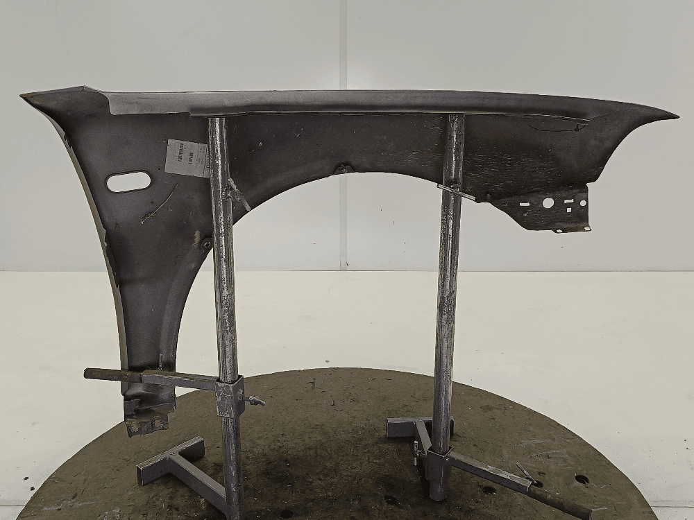 Крыло переднее левое к Volkswagen Passat B5+ Рестайлинг (00-05)