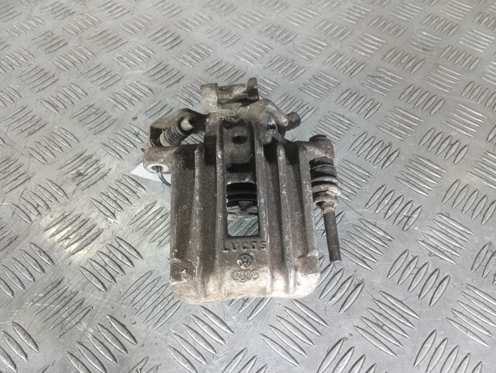 Суппорт задний правый к Volkswagen Golf 4 (97-06)