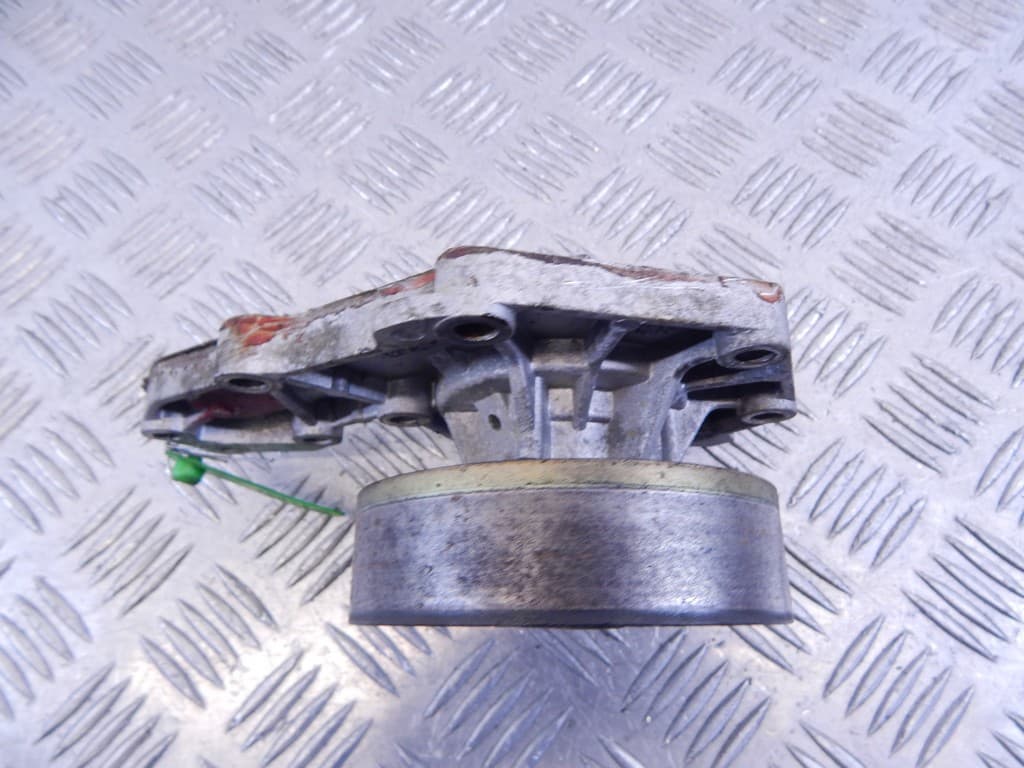 Помпа к Renault Laguna 1 Рестайлинг (98-01)
