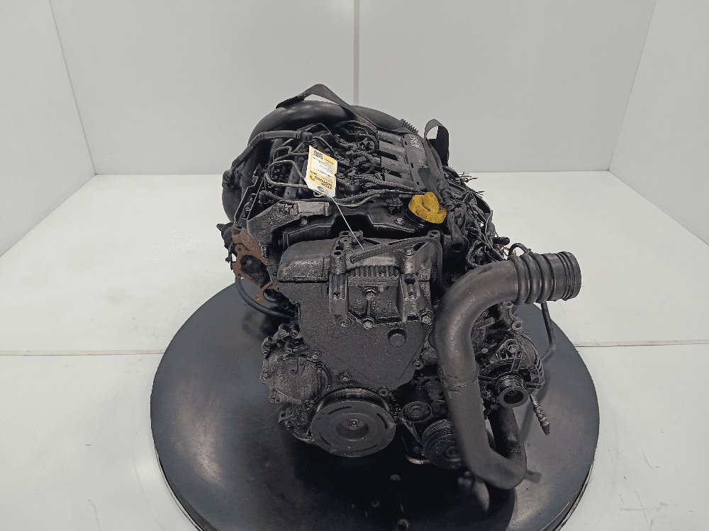 Двигатель к Renault Laguna 2 (01-05)