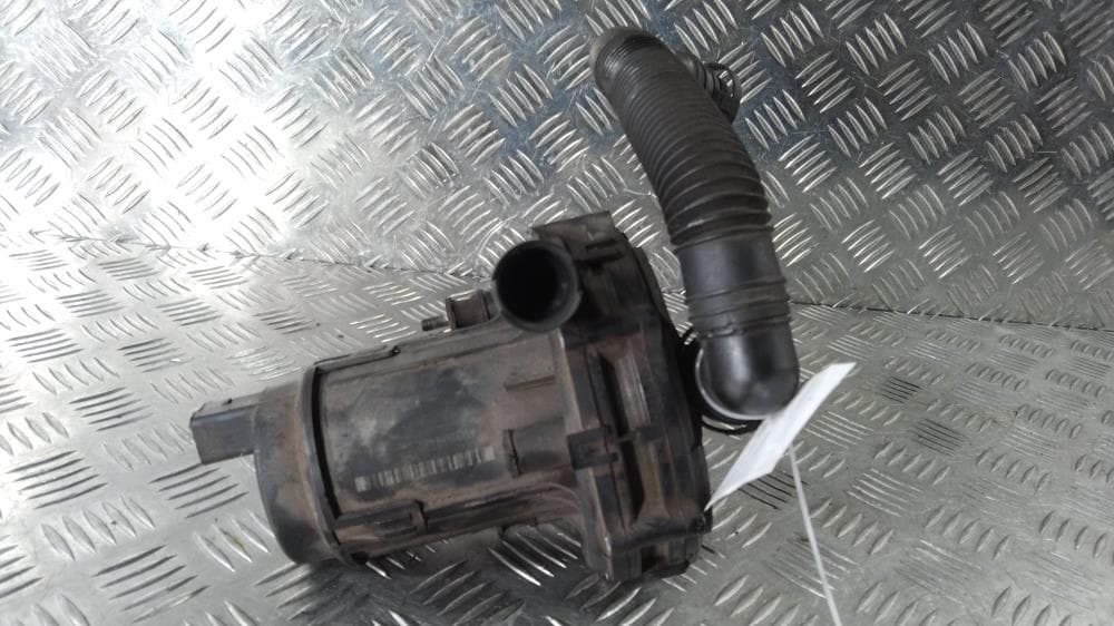 Насос продувки катализатора к Volkswagen Golf 4 (97-06)