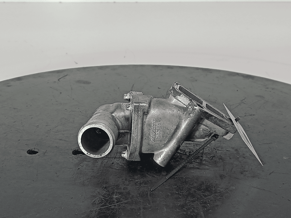 Корпус термостата к Opel Vectra B (95-99)