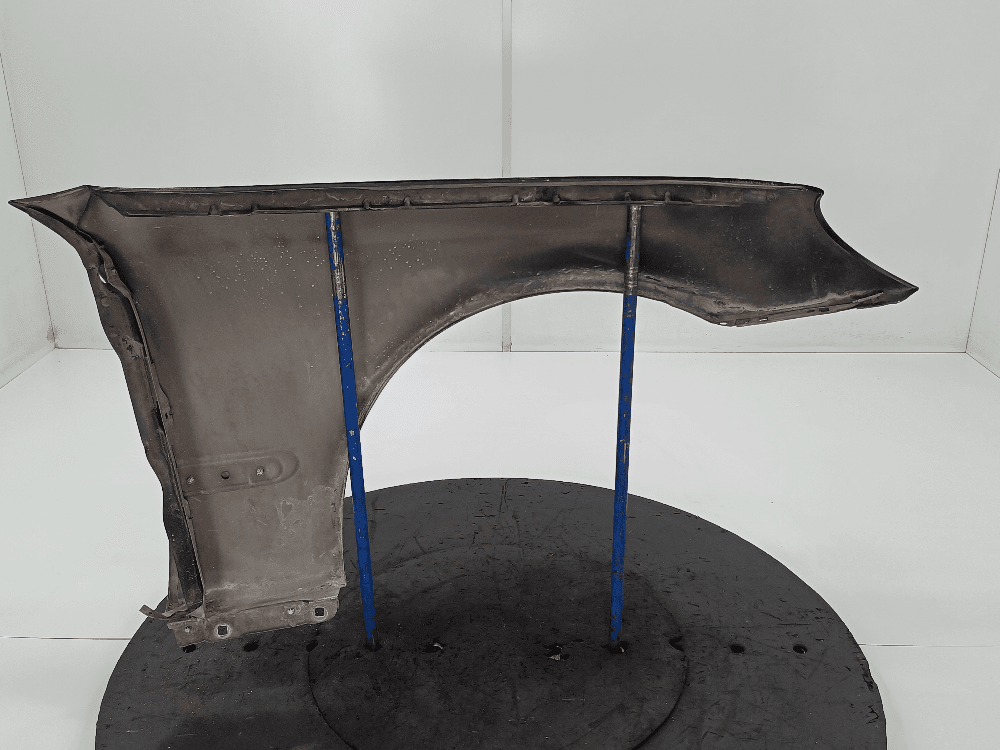 Крыло переднее левое к Mercedes C Class W203/S203/CL203 (00-04)