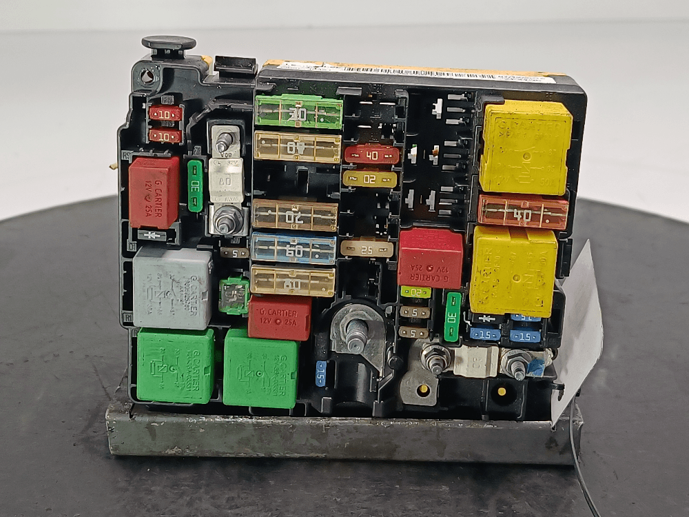 Блок предохранителей к Citroen C4 Cactus (14-17)