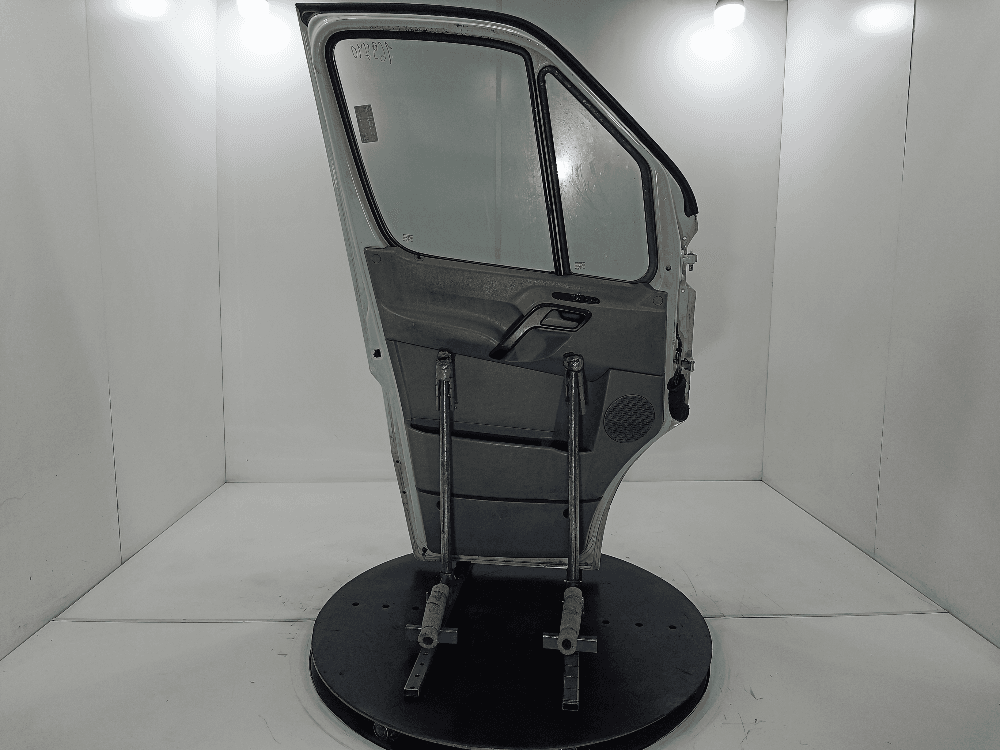 Дверь передняя левая к Mercedes Sprinter W906 (06-14)