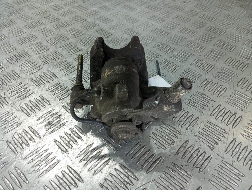 Суппорт задний левый к Citroen C4 1 (04-08)