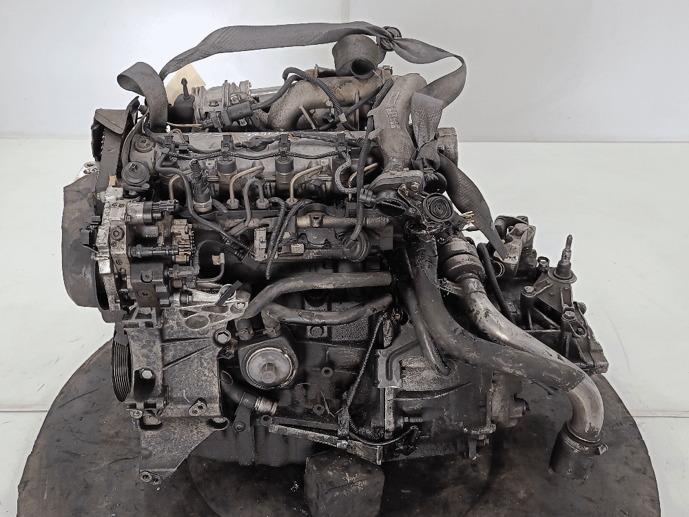 Двигатель к Renault Scenic 2 (03-06)