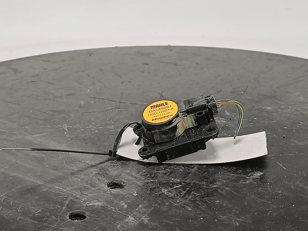 Моторчик заслонки печки к Opel Astra K Рестайлинг (19-21)