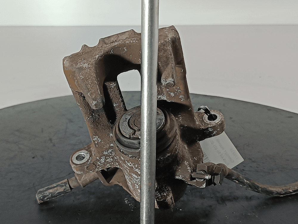 Суппорт задний правый к Audi A4 B6 (01-05)