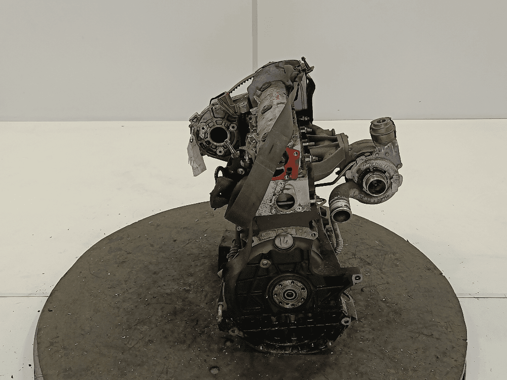 Двигатель к Renault Scenic 2 (03-06)