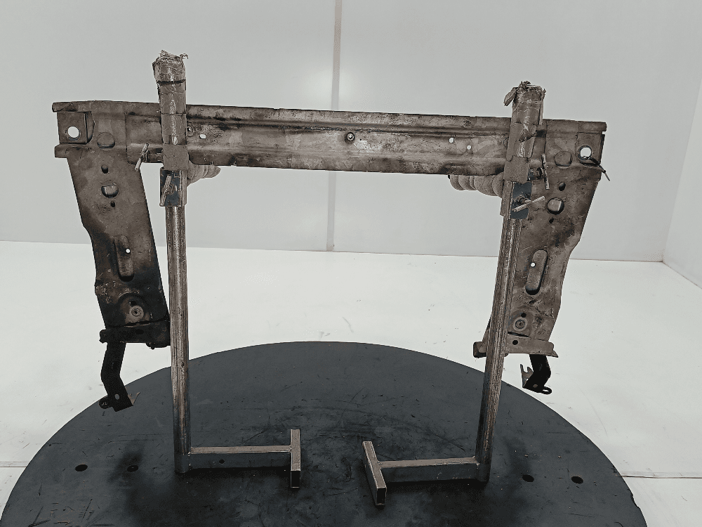 Балка под радиатор к Renault Megane 2 Рестайлинг (06-09)