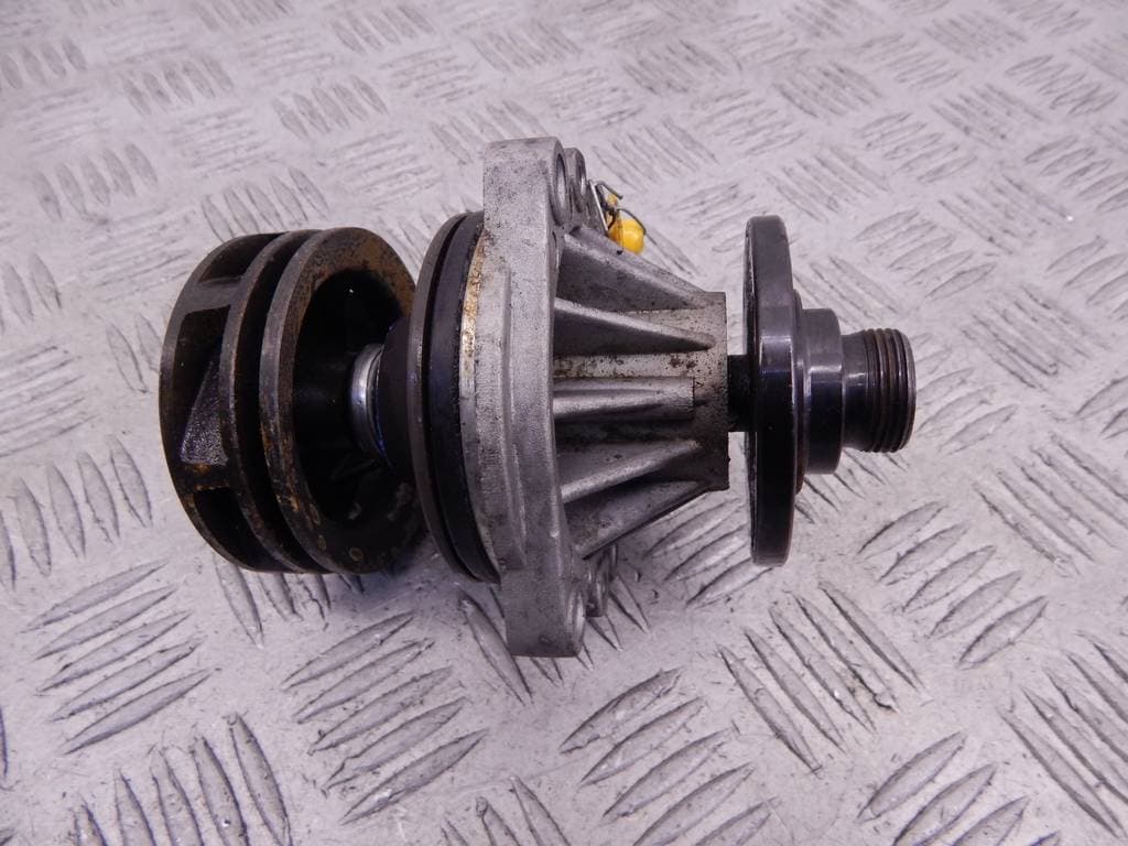Помпа к BMW 5 E39 (95-00)