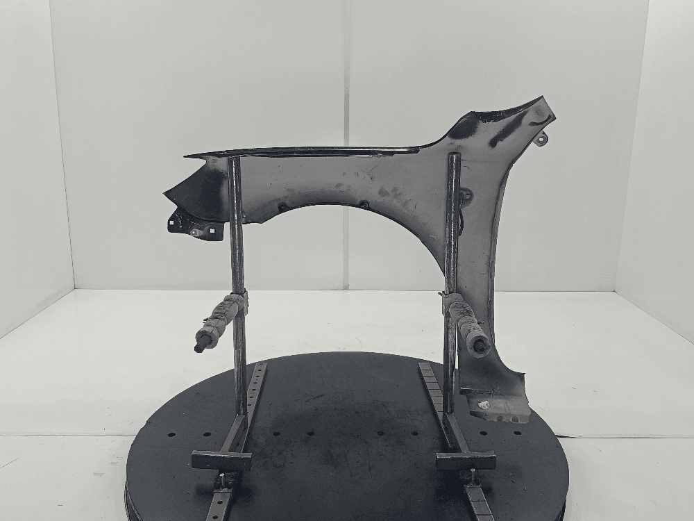 Крыло переднее правое к Mazda 3 BK Рестайлинг (06-09)