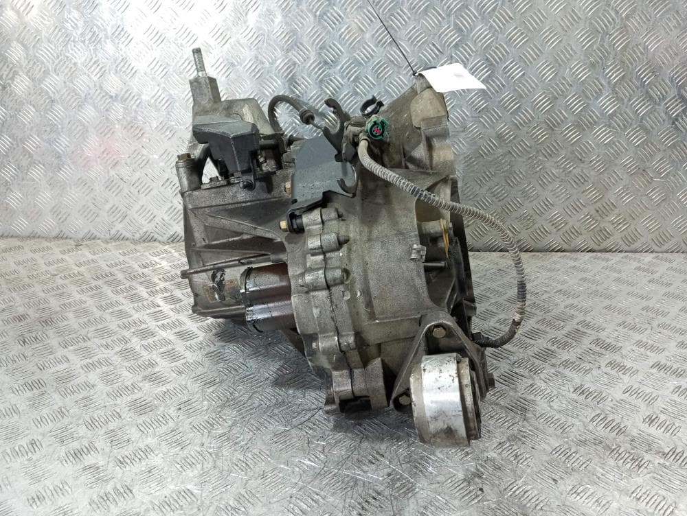 КПП механическая (МКПП) к Ford Mondeo 3 (01-03)