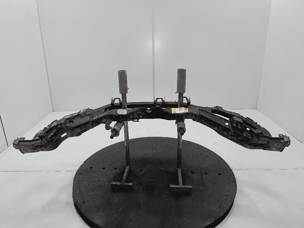 Передняя панель крепления облицовки (телевизор) к Ford C-Max 1 (03-07)