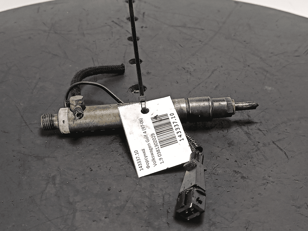 Форсунка к Volkswagen Golf 4 (97-06)
