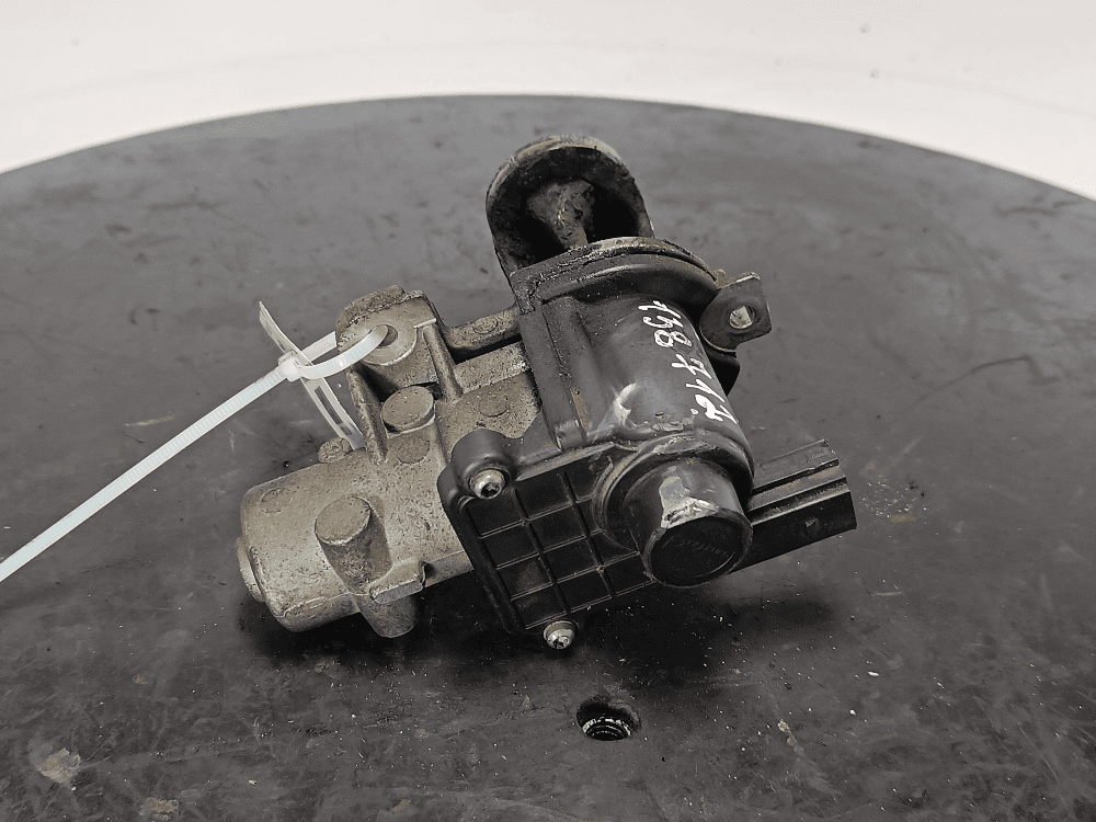 Клапан EGR к Audi A4 B7 (04-09)
