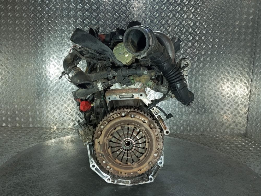 Двигатель к Nissan  Note E11 (05-09)