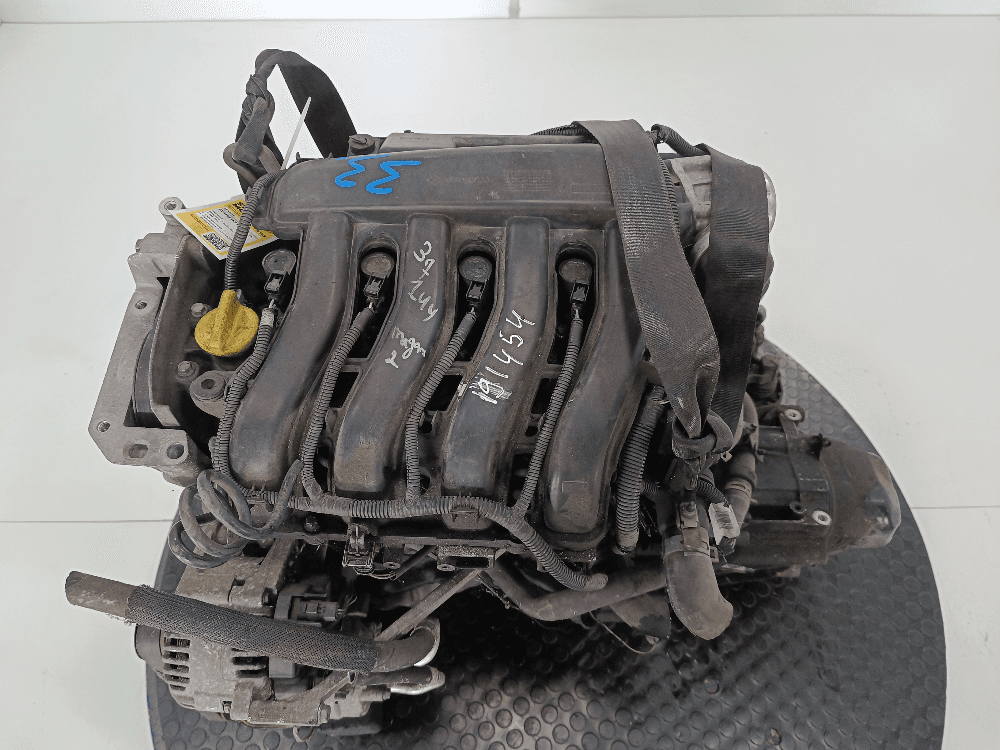 Двигатель к Renault Megane 2 (02-06)