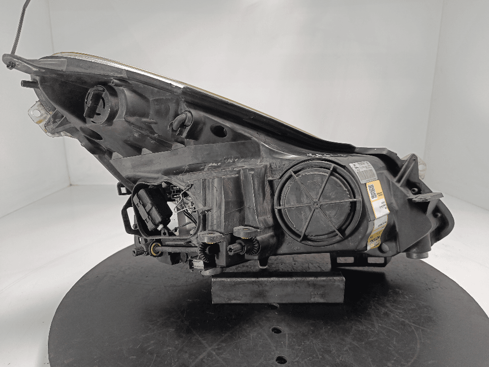 Фара левая к Opel Corsa D (06-11)