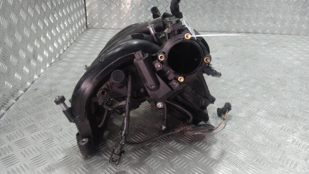 Коллектор впускной к BMW 3 E90/E91/E92/E93 (05-10)