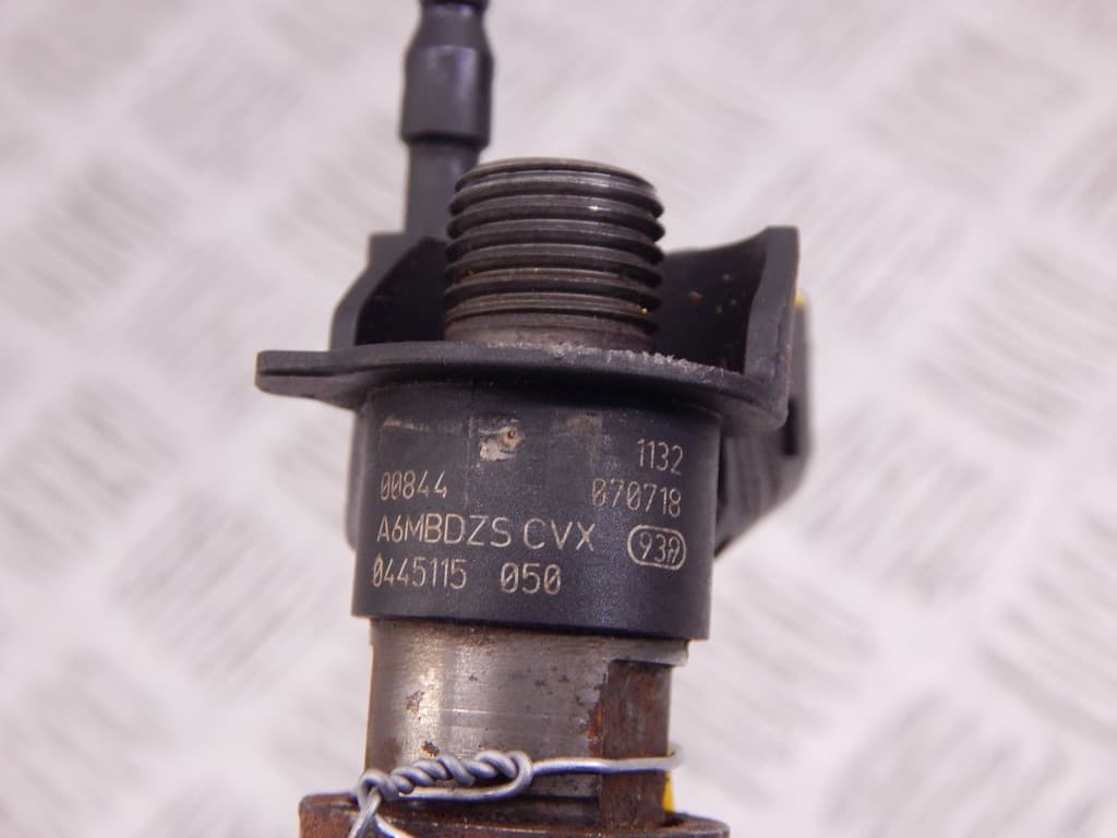 Форсунка к BMW 6 E63/E64 (03-07)