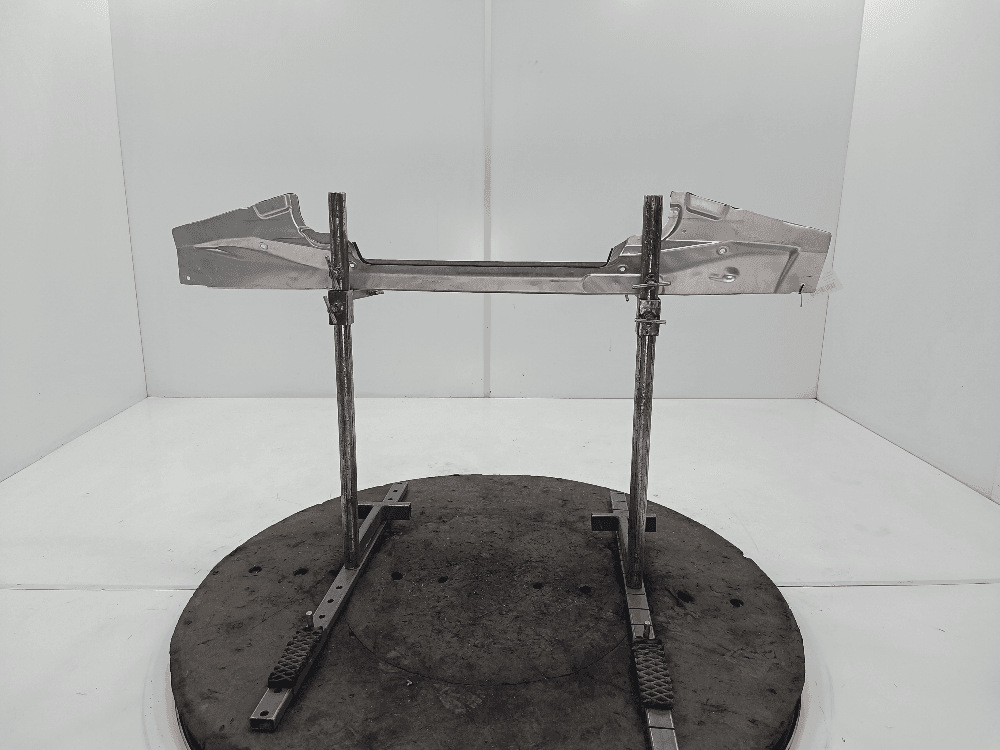 Распорная планка к Volkswagen Touareg 3 (18-24)