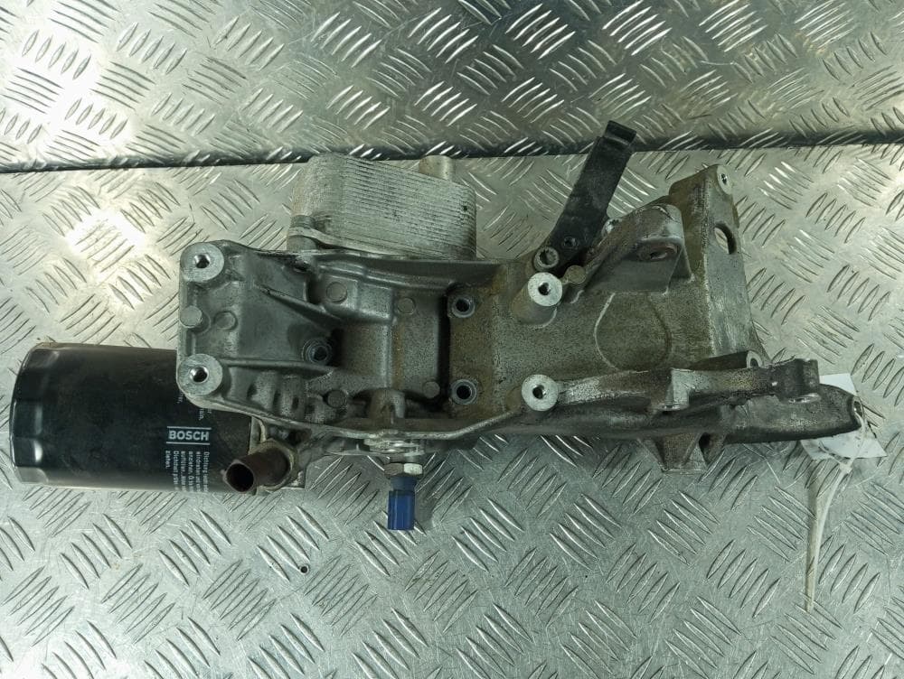 Корпус масляного фильтра к Audi A4 B8/8K (07-11)