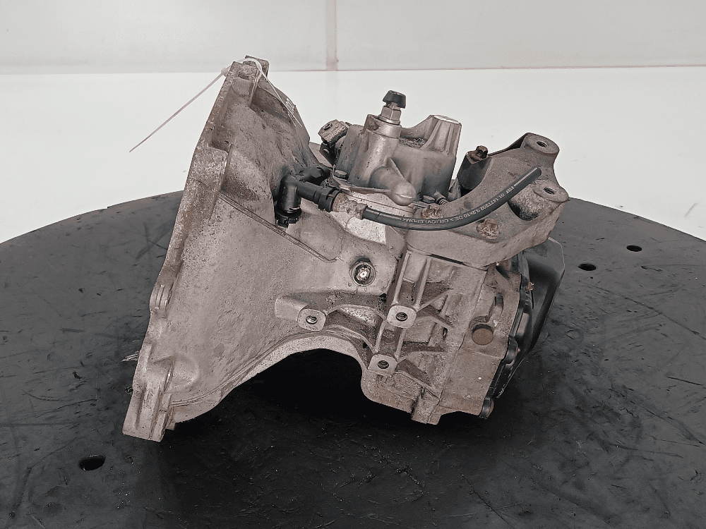 КПП механическая (МКПП) к Opel Corsa D (06-11)