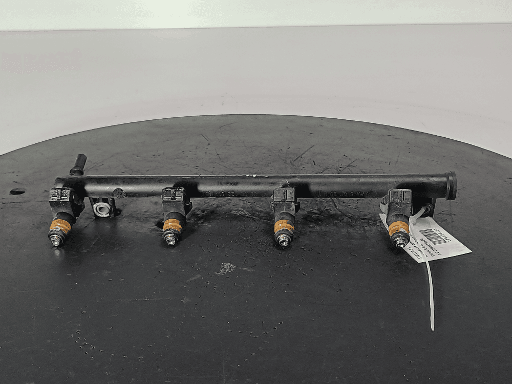 Топливная рампа к Renault Clio 2 Рестайлинг (01-03)