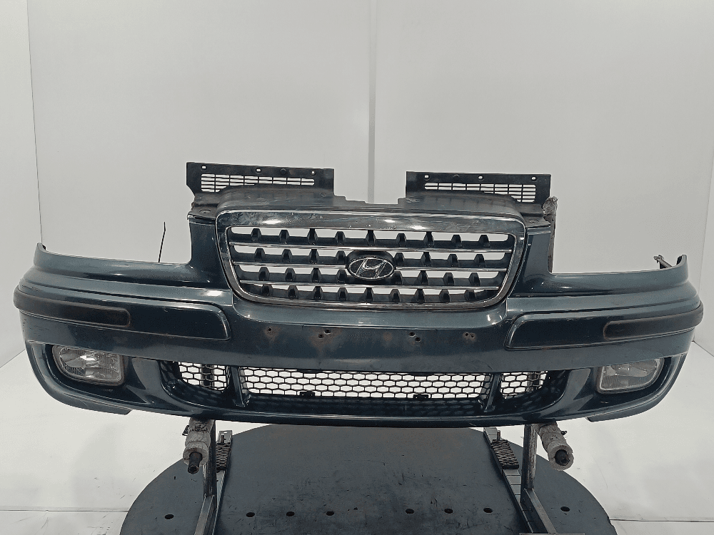 Бампер передний к Hyundai Trajet (00-04)