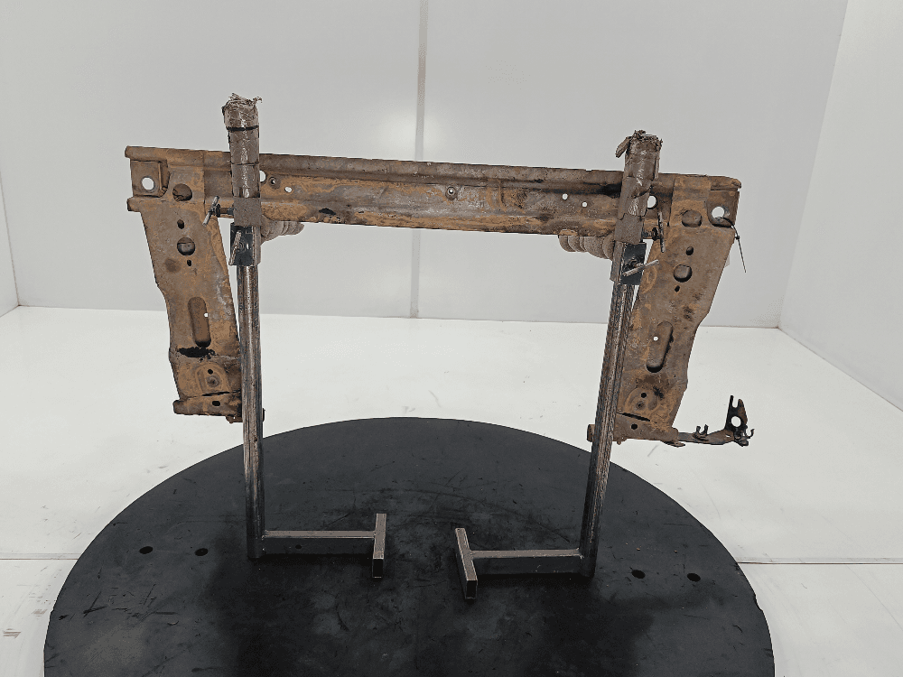 Балка под радиатор к Renault Megane 2 Рестайлинг (06-09)