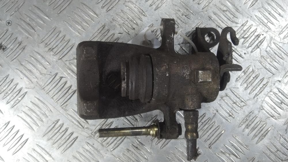 Суппорт задний правый к Alfa Romeo 156 (97-02)