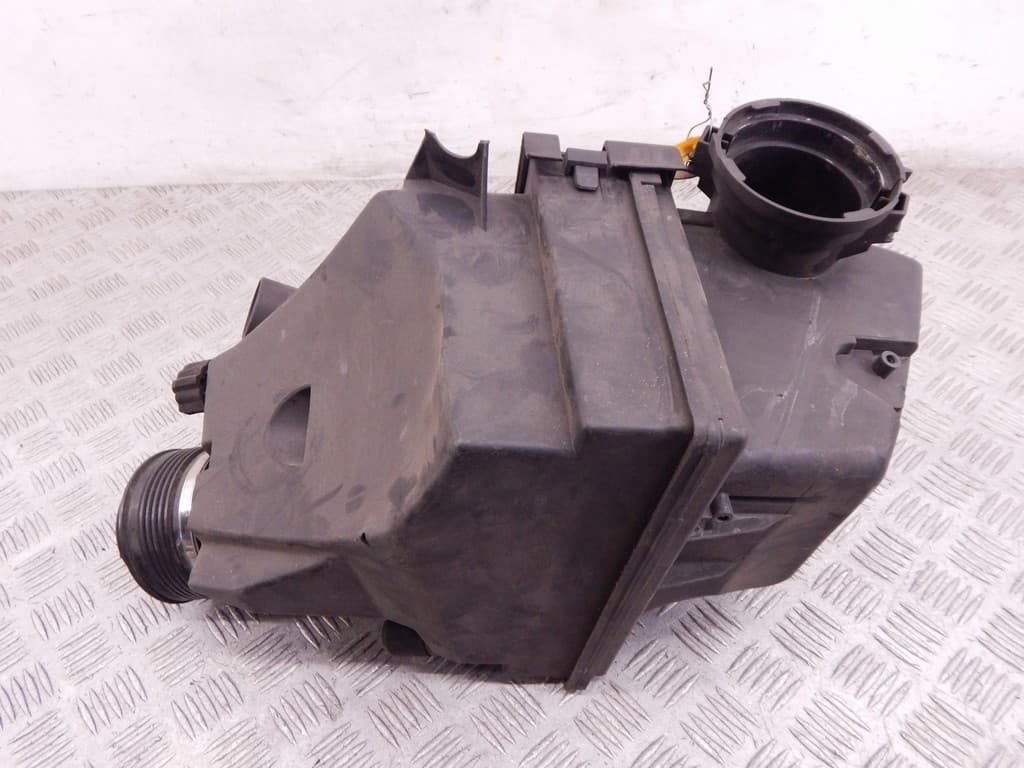 Корпус воздушного фильтра к BMW 5 E39 (95-00)