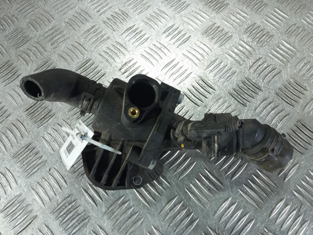Корпус термостата к Volkswagen Passat B6 (05-10)