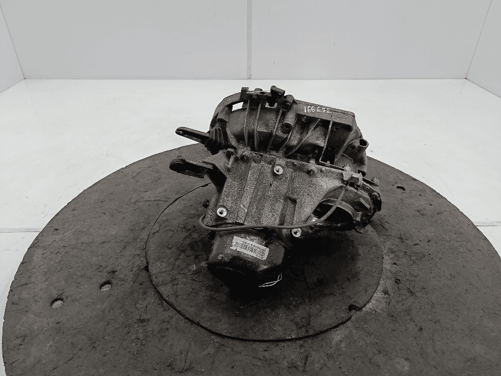 КПП механическая (МКПП) к Renault Clio 2 Рестайлинг (01-03)