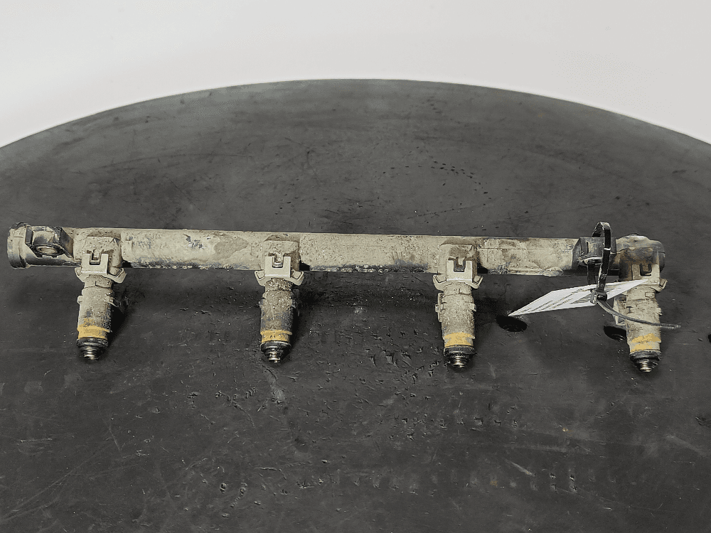 Топливная рампа к Renault Clio 2 Рестайлинг (01-03)