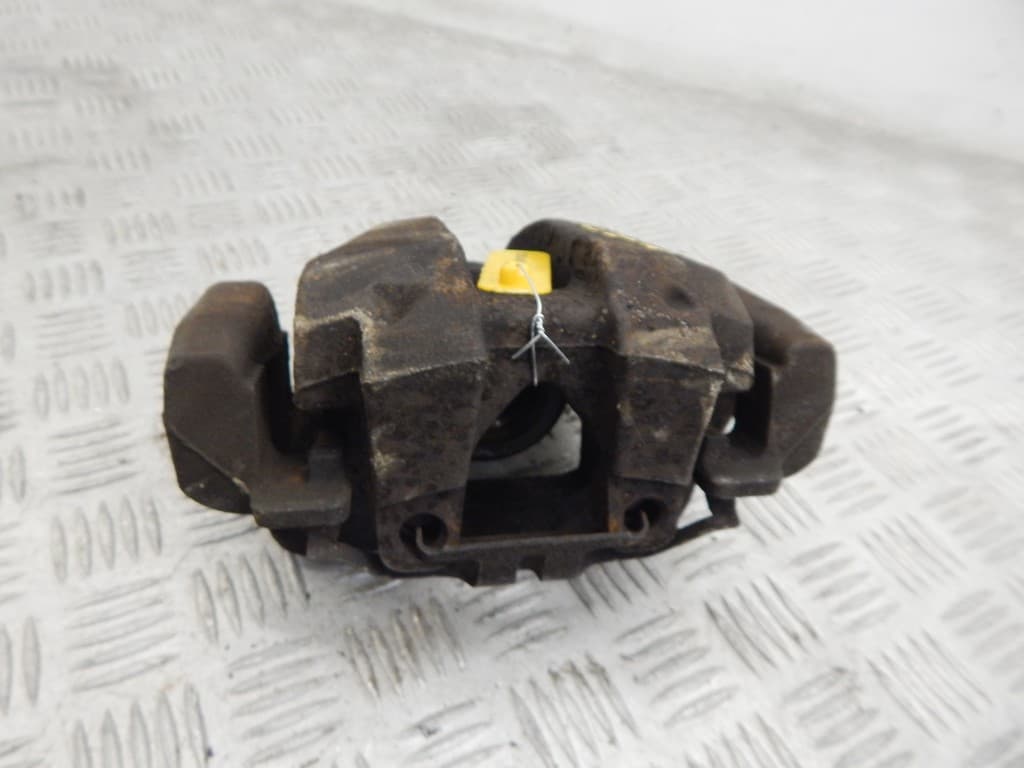 Суппорт передний правый к BMW X3 F25 (10-14)