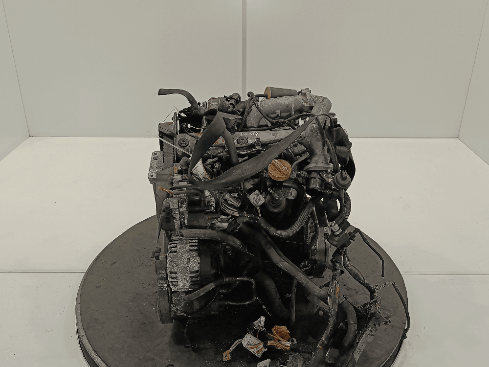 Двигатель к Renault Scenic 2 (03-06)