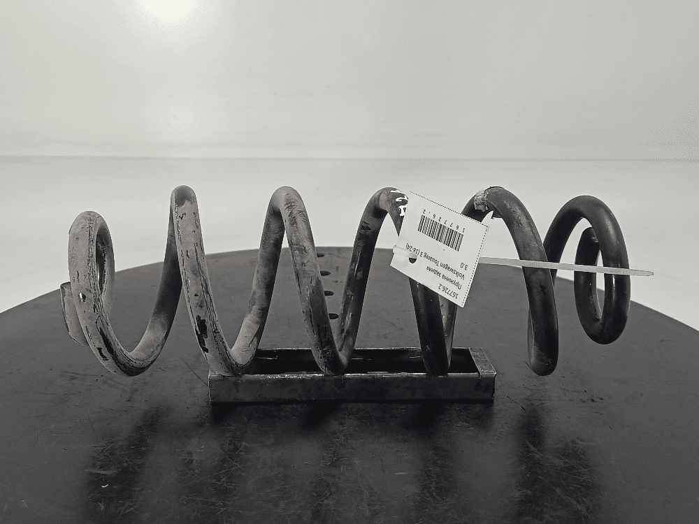 Пружина задняя к Volkswagen Touareg 3 (18-24)