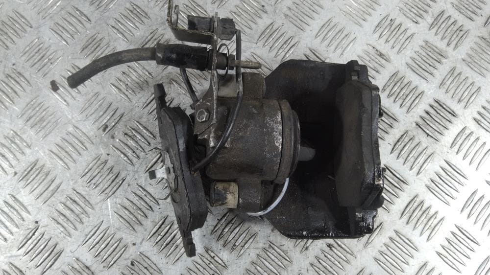 Суппорт передний правый к Audi A6 C5/4B (97-01)