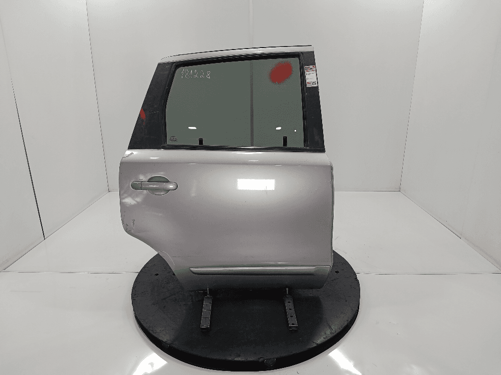 Дверь задняя правая к Nissan  Note E11 (05-09)