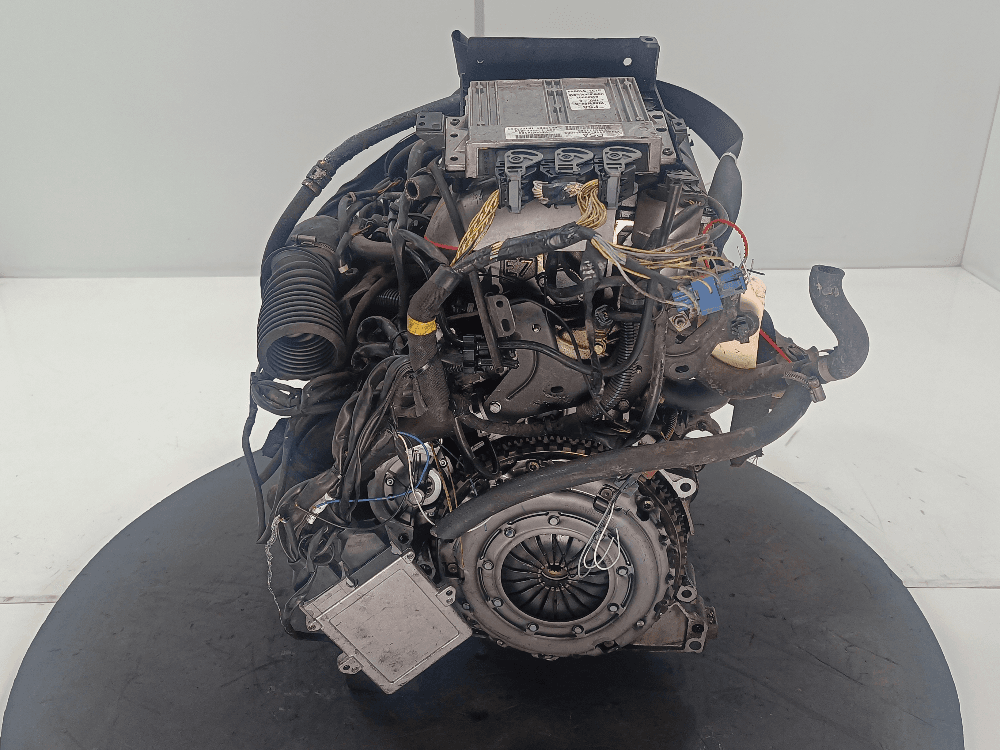 Двигатель к Citroen C5 1 (01-04)