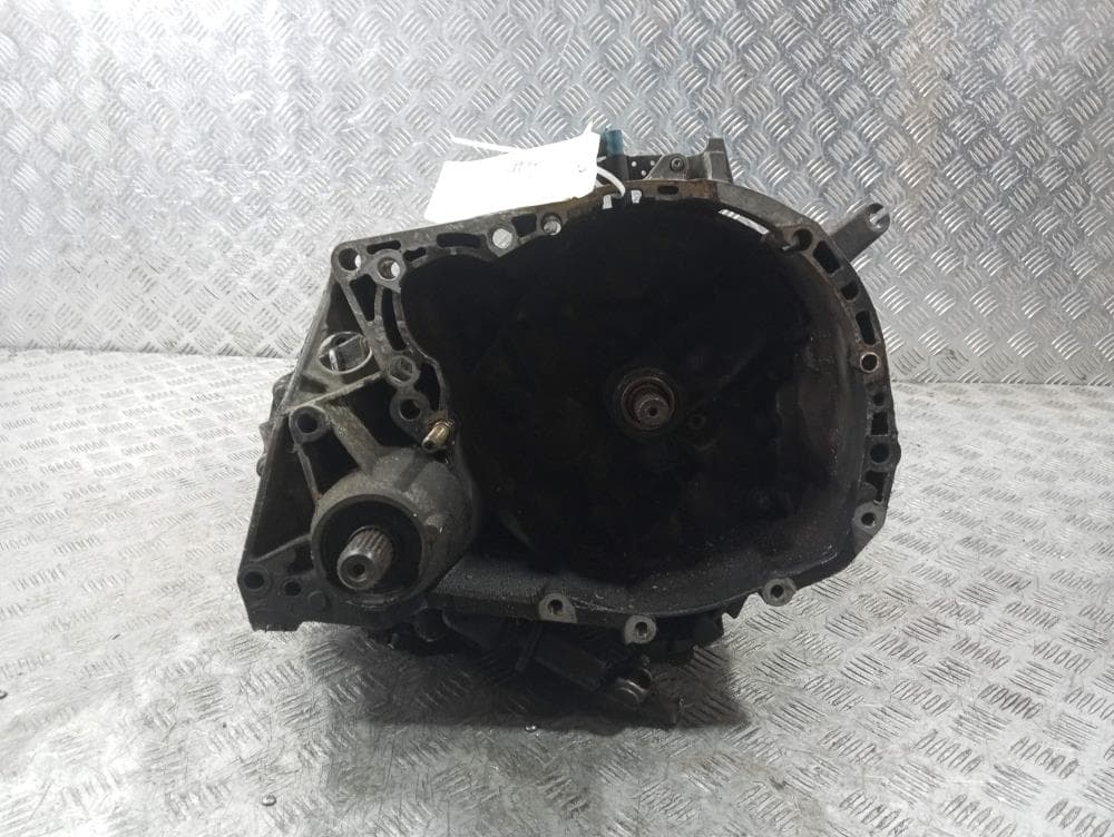 КПП механическая (МКПП) к Renault Clio 2 Рестайлинг (01-03)